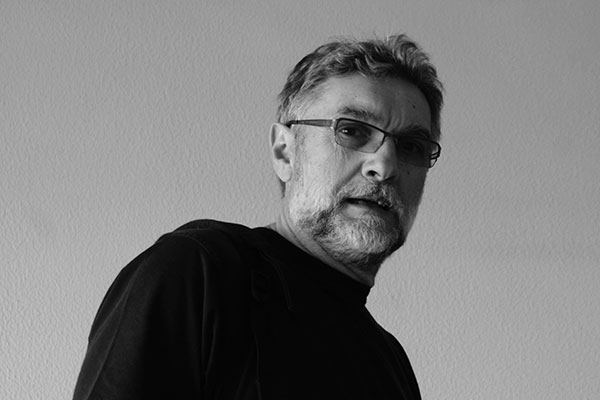 Pendant onze années, il a affronté la maladie avec une force, une dignité et un courage exceptionnels